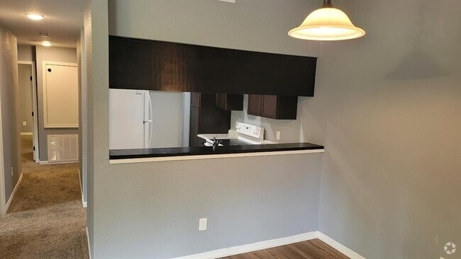 Building Photo - 806 Jefferson Ave Unit 806 C Rental