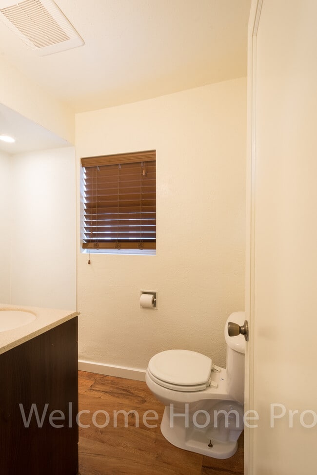 Photo - Small 2 Bedroom Home in Convenient Location