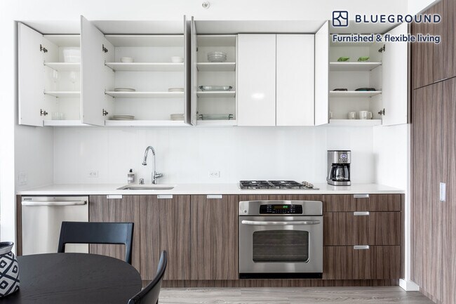 Photo - 8 10th St Unit FL27-ID352