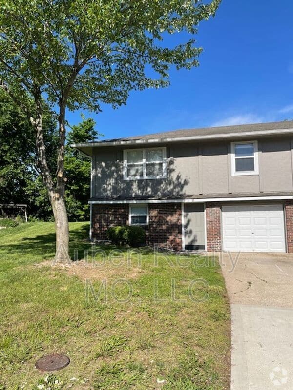 Building Photo - 409 NE Westwind Dr Unit B Rental