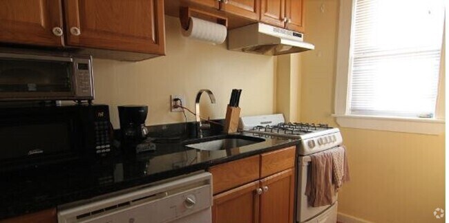 Building Photo - 158 Magazine St Unit 6 Rental