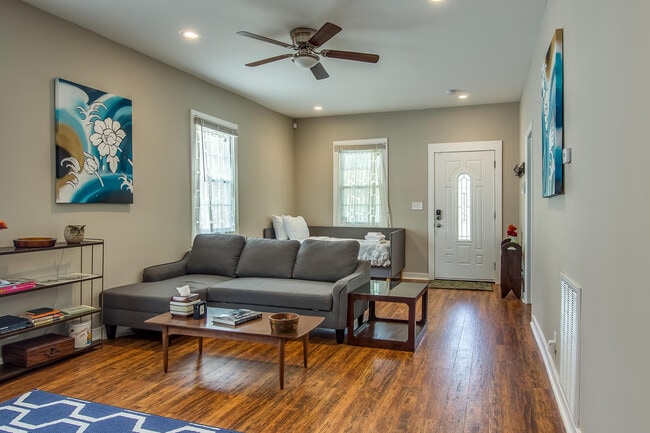 Photo - 113 Lucile St