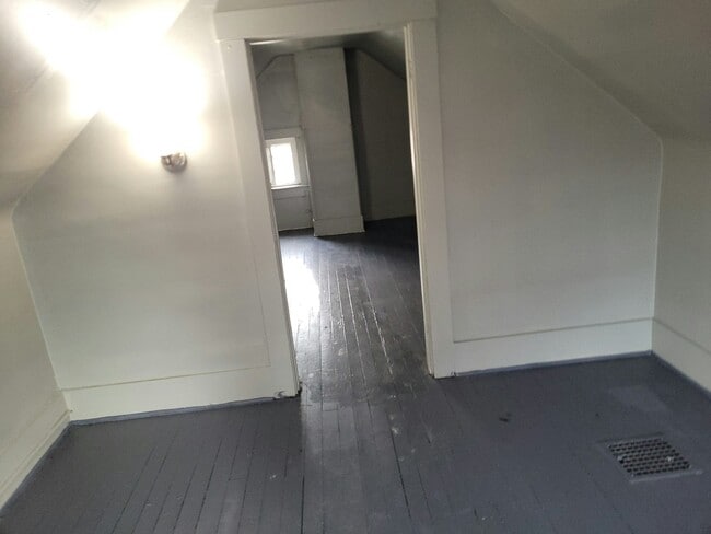 Photo - 45 Richmond Pl