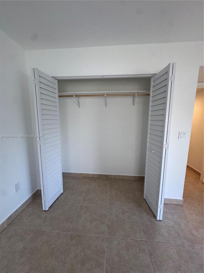 Photo - 18870 NW 57th Ave Unit 204