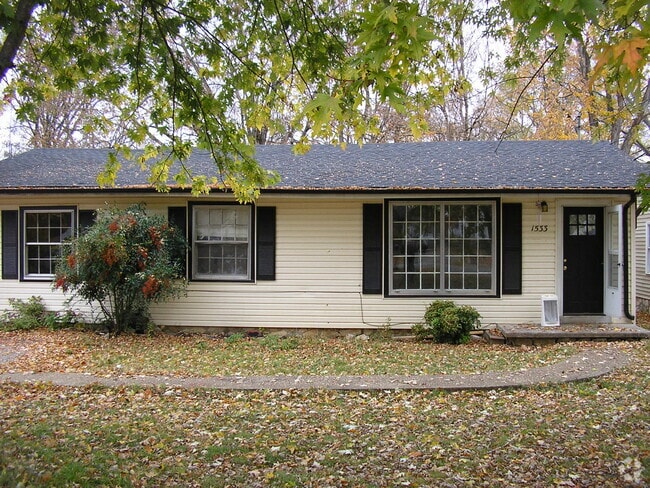 Building Photo - 1533 N Sunrise Dr Rental
