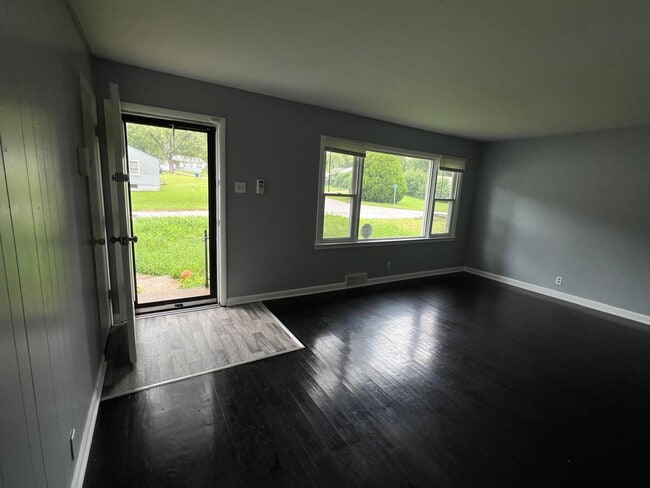 Photo - Gorgeous THREE bedroom home with one bath, AVAILABLE NOW!  Passed all inspections!  Gated back ya...