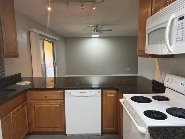 401 Marshall Ct Unit 1