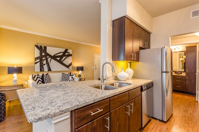 Photo - Where Comfort Meets Style… Unit 79G