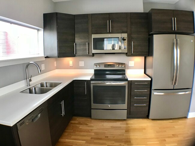 Building Photo - 2803 W 52nd Ave Unit Studio
