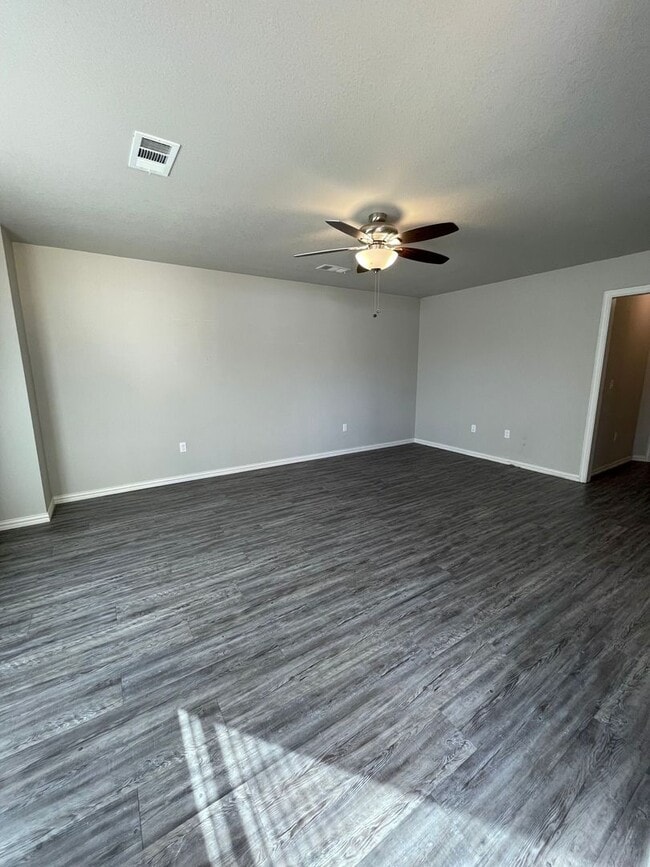Photo - Close to school/ Granite countertop