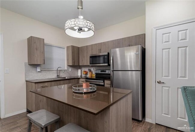 2218 N Hester St Unit 2