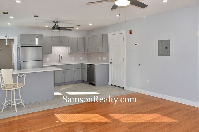 Photo - 296 Atwells Ave Unit 3C