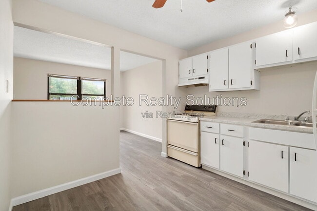 Photo - 790 Country Aire Ct Unit 309