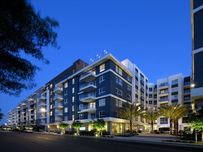 2 Bedroom Apartments For Rent In Canoga Park Ca Forrent Com