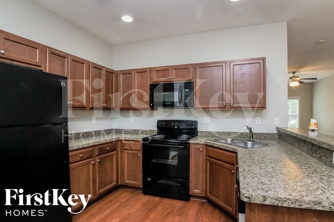 Photo - 10140 Benton Woods Dr