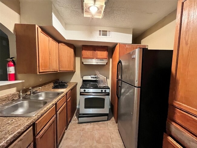 Building Photo - 10235 Algiers Rd Unit 3 Rental