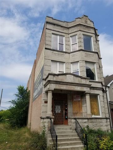 Building Photo - 1538 S Millard Ave Unit 1F