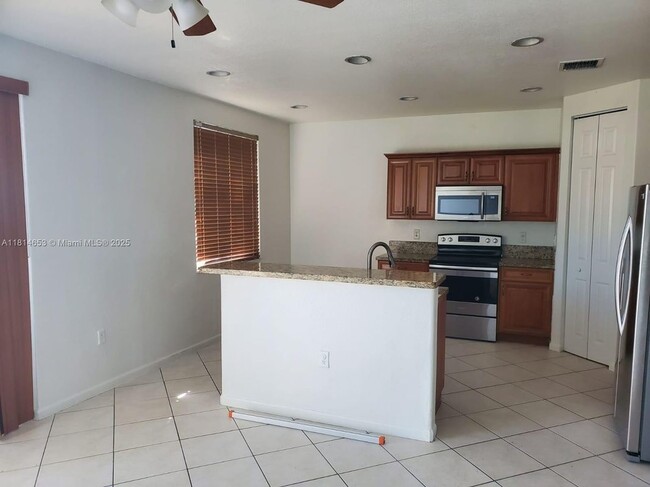 Photo - 2635 SW 84th Terrace Unit TOWNHOUSE