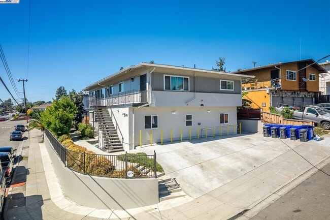 Photo - 16318 Maubert Ave Unit B