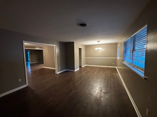 Photo - 5318 Venetian Way