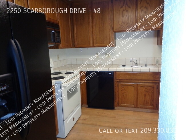 Photo - 2250 Scarborough Dr
