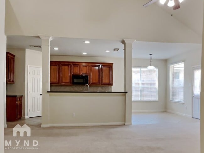 Photo - 28306 Peper Hollow Ln