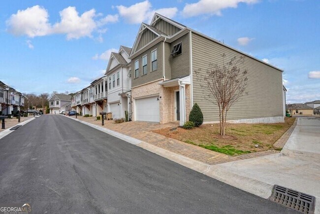 Photo - 123 Village Green Ave