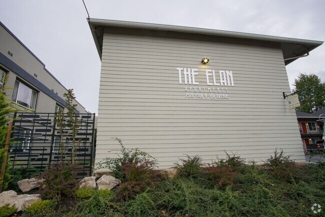 Building Photo - Fantastic 2 Bedroom in Charming St Johns R... Unit 7554 Rental