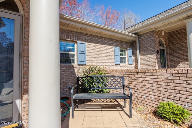 Photo - 1144 Island Cove