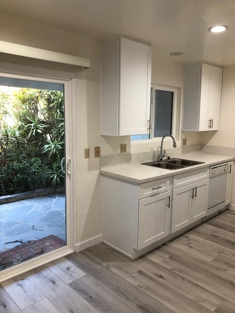 KIT/PATIO - 1922 Curtis Ave Unit 2