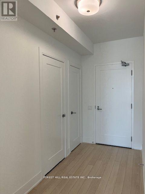 Photo - 310 Tweedsmuir Ave