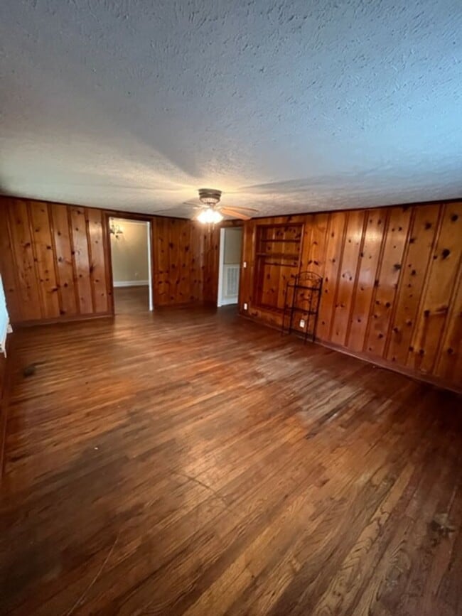 Photo - 83 Fuller Rd