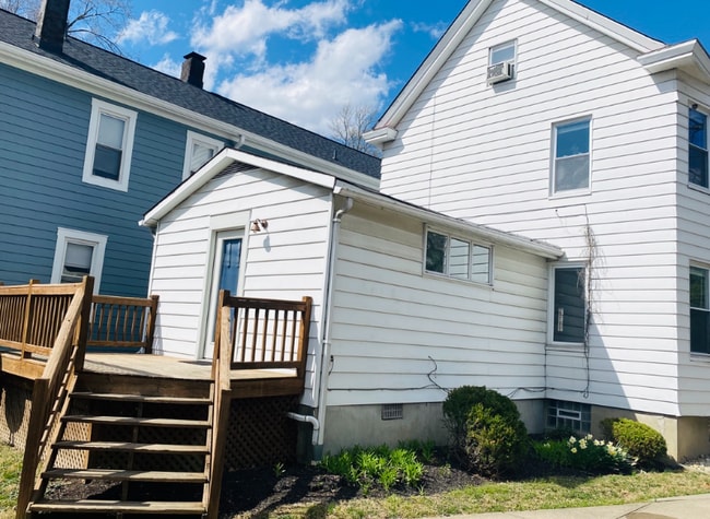 Photo - 2715 Griffiths Ave