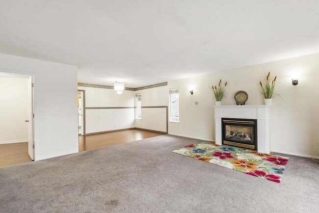 Photo - 9335-152A 152A St