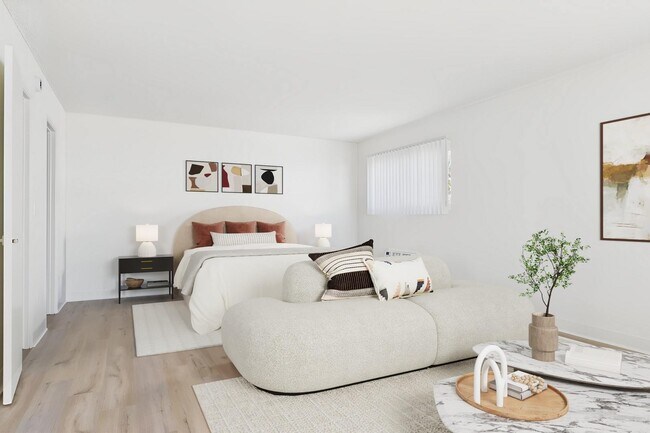 Photo - Gilmore  Apartments Van Nuys