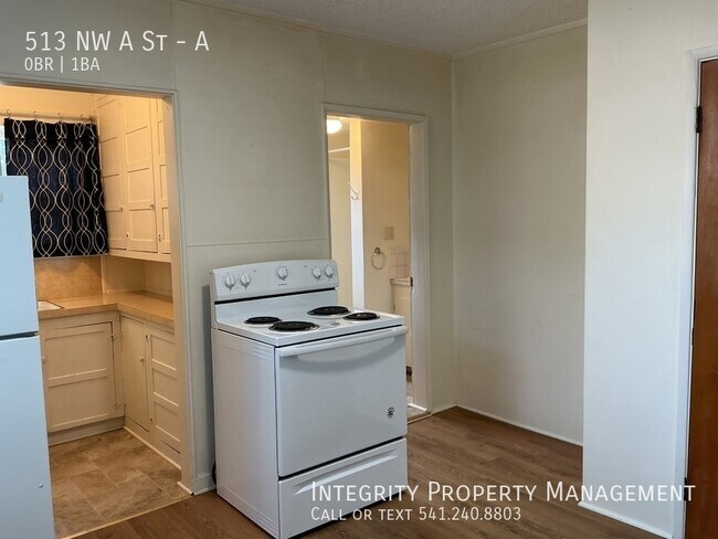 513 NW A St Unit A