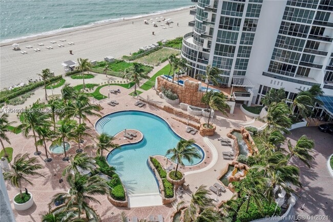 Photo - 18201 Collins Ave Unidad 5009