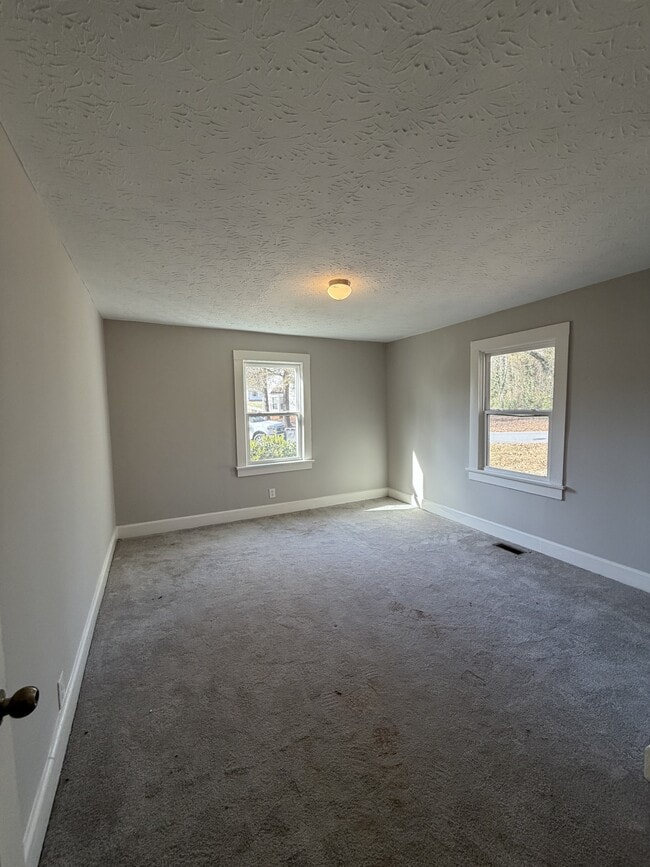 Photo - 530 N Mulberry St