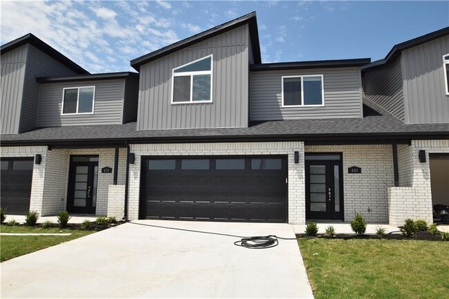Photo - 481 Amethyst Rd Townhome