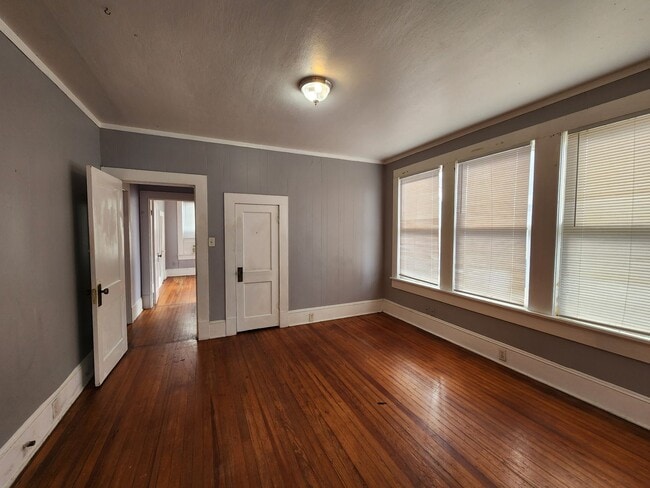 Photo - Duplex for Lease!