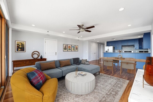 Photo - 215 Manhattan Ave Unit 4B