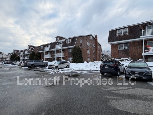 Building Photo - 86 Beacon St