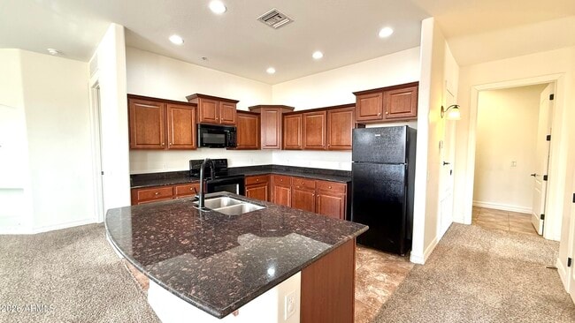 Photo - 1456 E 9th St