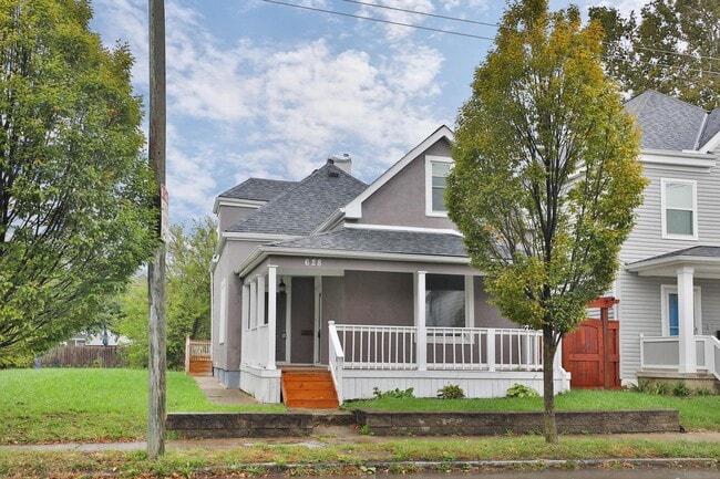 Photo - 628 E Whittier St