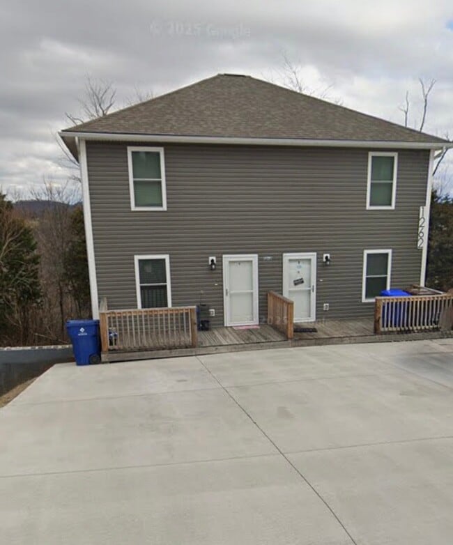 Building Photo - 1262 Jessica Loop