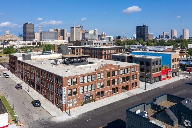 Building Photo - The Checker Building Rental