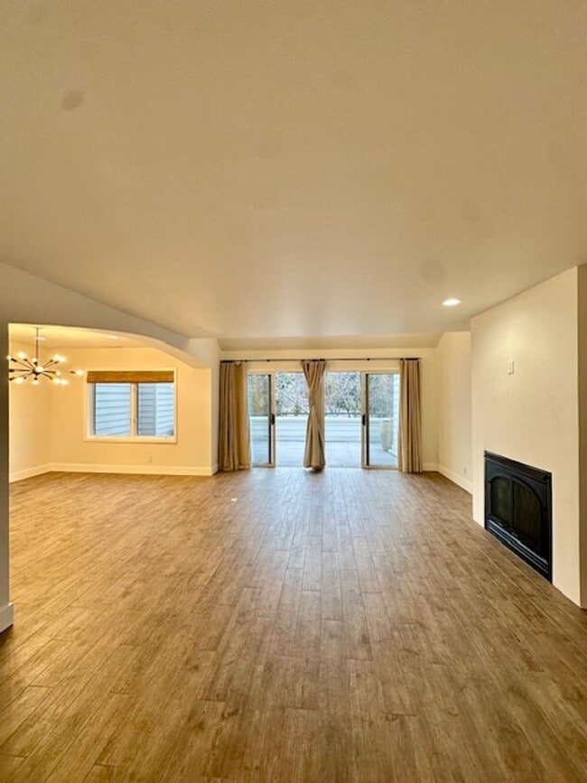 Photo - Riverfront Gated 2 Bedroom Luxury Condo!!