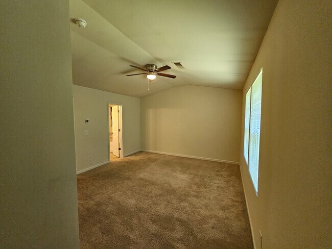 Photo - 2383 Hackamore Dr