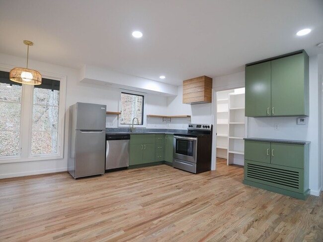 Photo - Picture Perfect wooded get away in Kingston Springs