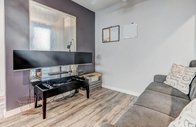 Photo - 8027 Caminito de Pizza Unit F